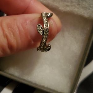 Adorable Leaf Ring size 7.5